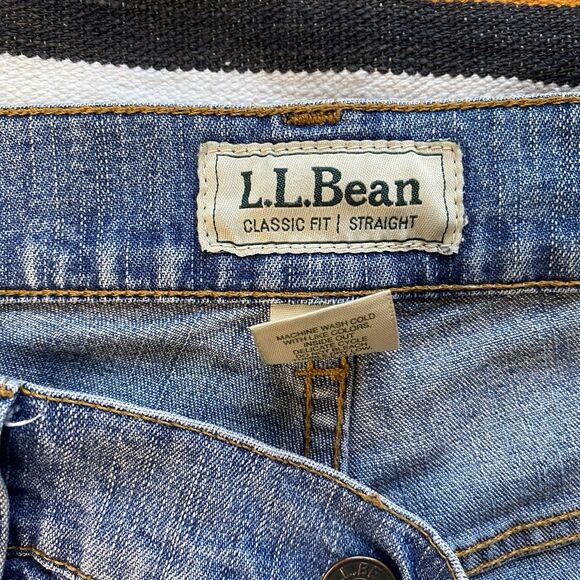 LL Bean Classic Fit Straight Denim Jeans. Size 8 T. Medium Wash. Cotton/Spandex. - Picture 12 of 13